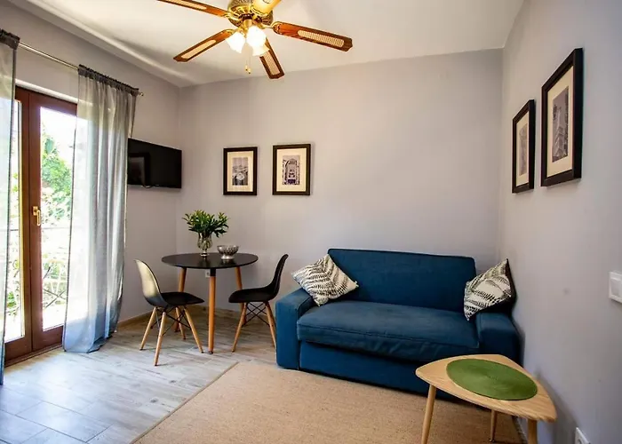 Apartment With Parking Space - 23505
