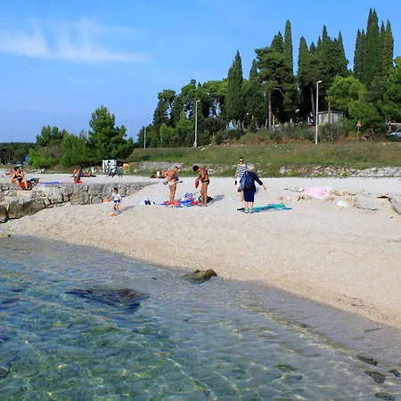 With Parking Space - 23505 Rovinj